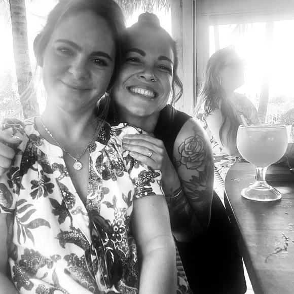 Meet your Posher, Ashley - Picture 4 of 6